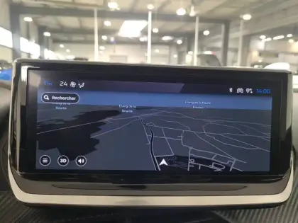 Photo 12 Peugeot 208  Hybrid 110 ch e-DCS6