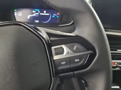 Photo 17 Peugeot 208  Hybrid 110 ch e-DCS6