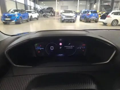 Photo 10 Peugeot 208  Hybrid 110 ch e-DCS6