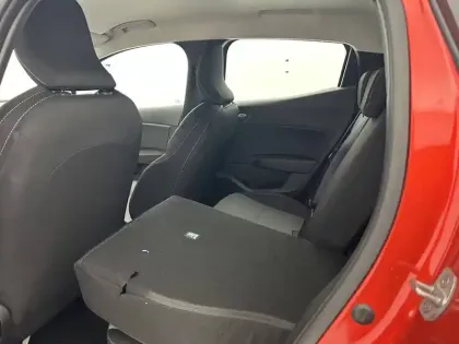 Photo 37 Renault Clio  E-Tech full hybrid 145 ch GSR2