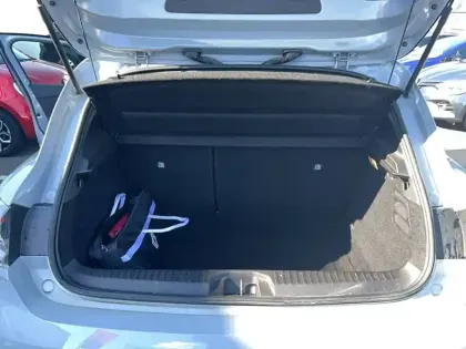 Photo 15 Renault Clio  E-Tech full hybrid 145 ch GSR2