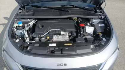 Photo 85 Peugeot 308  Hybrid 136 e-DCS6