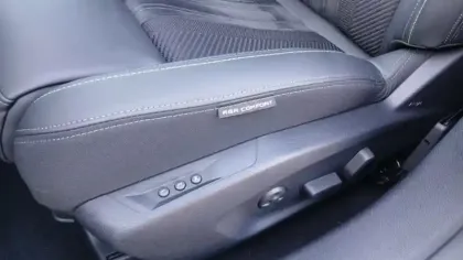 Photo 68 Peugeot 308  Hybrid 136 e-DCS6