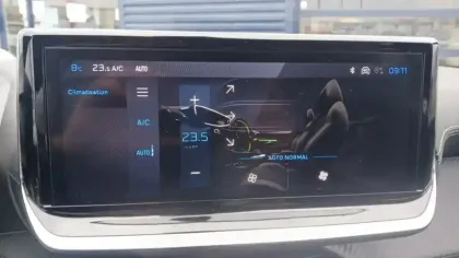 Photo 22 Peugeot 208  Hybrid 110 e-DCS6