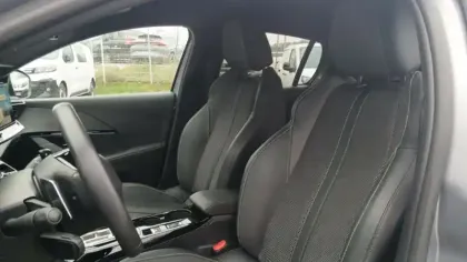 Photo 9 Peugeot 208  Hybrid 110 e-DCS6