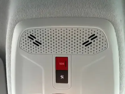 Photo 24 Peugeot 208  Electrique 50 kWh 136ch