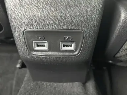 Photo 18 Peugeot 208  Electrique 50 kWh 136ch