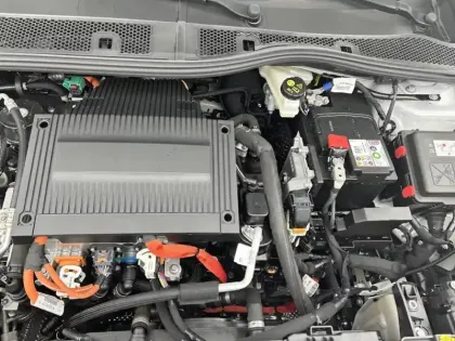 Photo 30 Peugeot 208  Electrique 50 kWh 136ch