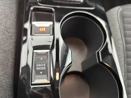 Photo 28 Peugeot 208  Electrique 50 kWh 136ch