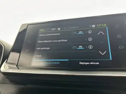 Photo 51 Peugeot 208  Electrique 50 kWh 136ch