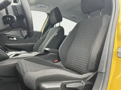 Photo 10 Peugeot 208 Gén. II Ph1 NG Style 5