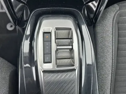 Photo 40 Peugeot 208  Electrique 50 kWh 136ch