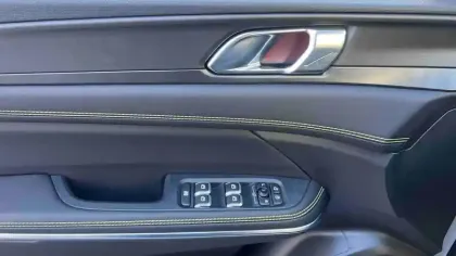 Photo 58 Lynk&co 01  1.5 PHEV 276 ch