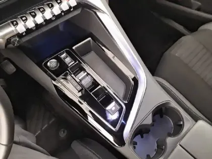 Photo 17 Peugeot 3008  BlueHDi 130ch S&S EAT8