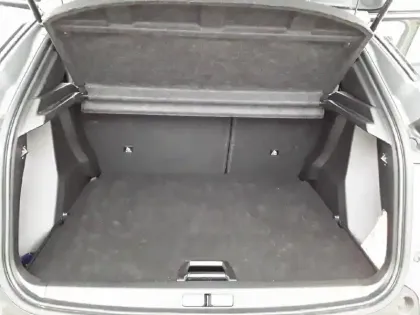 Photo 5 Peugeot 2008  130 S&S EAT8