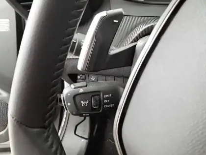 Photo 18 Peugeot 2008  130 S&S EAT8