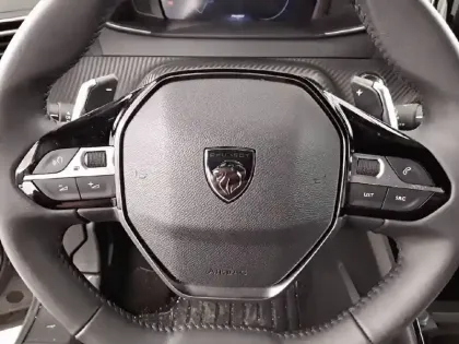 Photo 8 Peugeot 2008  130 S&S EAT8