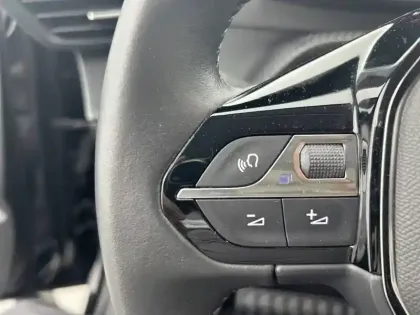 Photo 50 Peugeot 208 Gén. II Ph1 NG Roadtrip 5