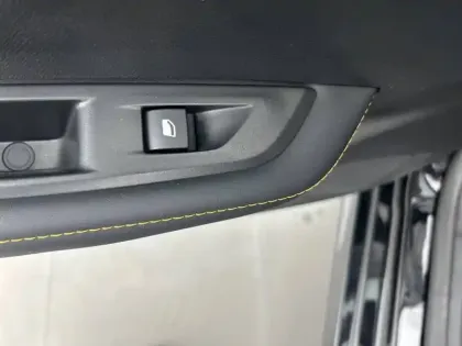 Photo 47 Peugeot 208 Gén. II Ph1 NG Roadtrip 5