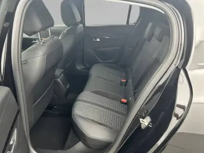 Photo 11 Peugeot 208 Gén. II Ph1 NG Roadtrip 5