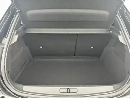 Photo 5 Peugeot 208 Gén. II Ph1 NG Roadtrip 5