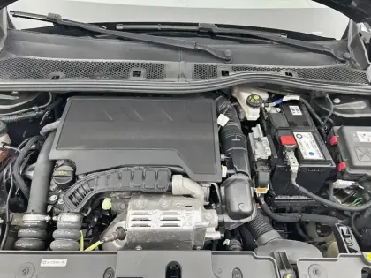 Photo 59 Peugeot 208 Gén. II Ph1 NG Roadtrip 5