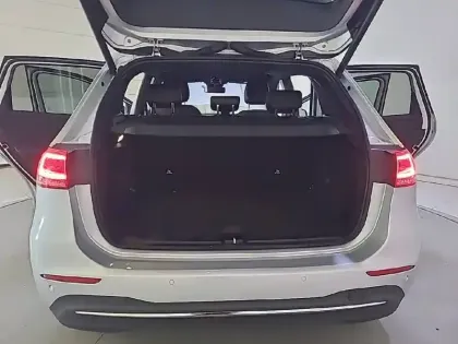 Photo 5 Mercedes Classe B  180 d 7G-DCT