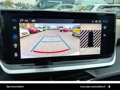 Photo 37 Peugeot 2008  Hybrid 145 e-DCS6