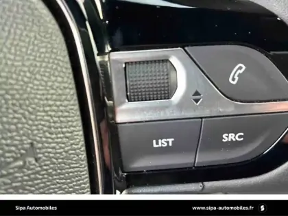 Photo 25 Peugeot 2008  Hybrid 145 e-DCS6