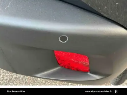 Photo 39 Peugeot 2008  Hybrid 145 e-DCS6