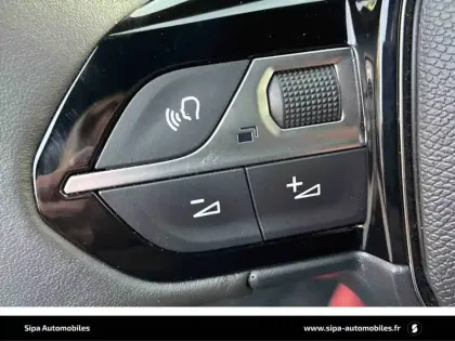 Photo 23 Peugeot 2008  Hybrid 145 e-DCS6