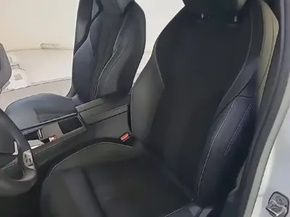 Photo 13 Peugeot 308 Gén. III Ph1 GT 5