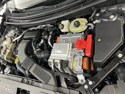 Photo 80 Renault Austral  E-Tech hybrid 200