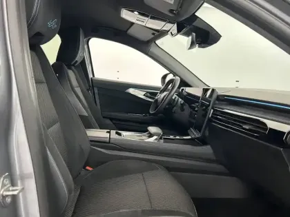 Photo 15 Renault Austral Gén. I (HHN) Ph1 Iconic esprit Alpine 5