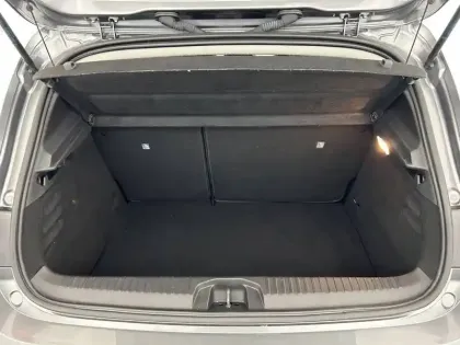 Photo 56 Renault Clio Gén. V (BJA) Ph2 Evolution 5