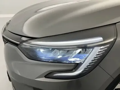 Photo 34 Renault Clio Gén. V (BJA) Ph2 Evolution 5