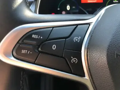 Photo 16 Renault Arkana  E-Tech full hybrid 145 GSR2