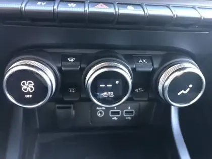 Photo 17 Renault Arkana  E-Tech full hybrid 145 GSR2