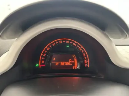 Photo 16 Renault Twingo Gén. III (C07) Ph2 Limited 5