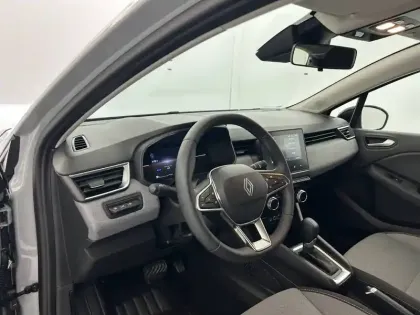 Photo 76 Renault Clio  E-Tech full hybrid 145 ch GSR2