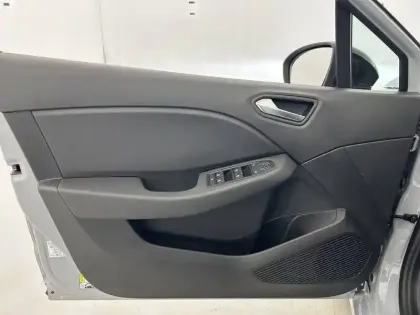 Photo 19 Renault Clio Gén. V (BJA) Ph2 Evolution 5