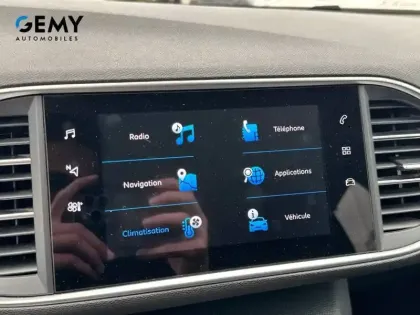 Photo 14 Peugeot 308  BlueHDi 130ch S&S EAT8