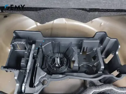 Photo 83 Peugeot 2008  PureTech 130 S&S EAT8