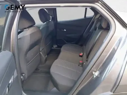 Photo 9 Peugeot 2008  PureTech 130 S&S EAT8