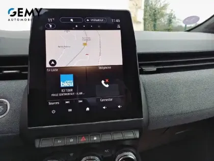 Photo 52 Renault Clio  E-Tech full hybrid 145