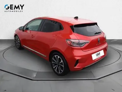 Photo 26 Renault Clio  E-Tech full hybrid 145