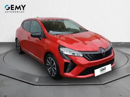 Photo 22 Renault Clio  E-Tech full hybrid 145