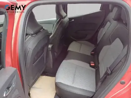 Photo 29 Renault Clio  E-Tech full hybrid 145