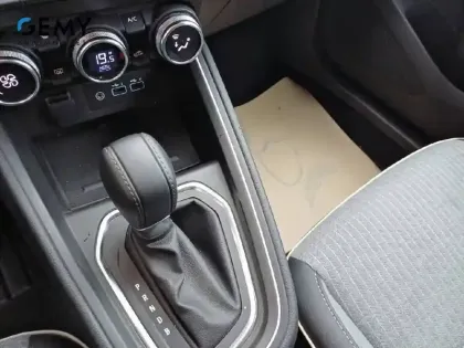 Photo 13 Renault Clio Gén. V (BJA) Ph2 Techno 5