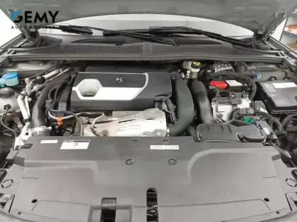 Photo 55 DS DS 4  Hybride E-Tense 225 EAT8